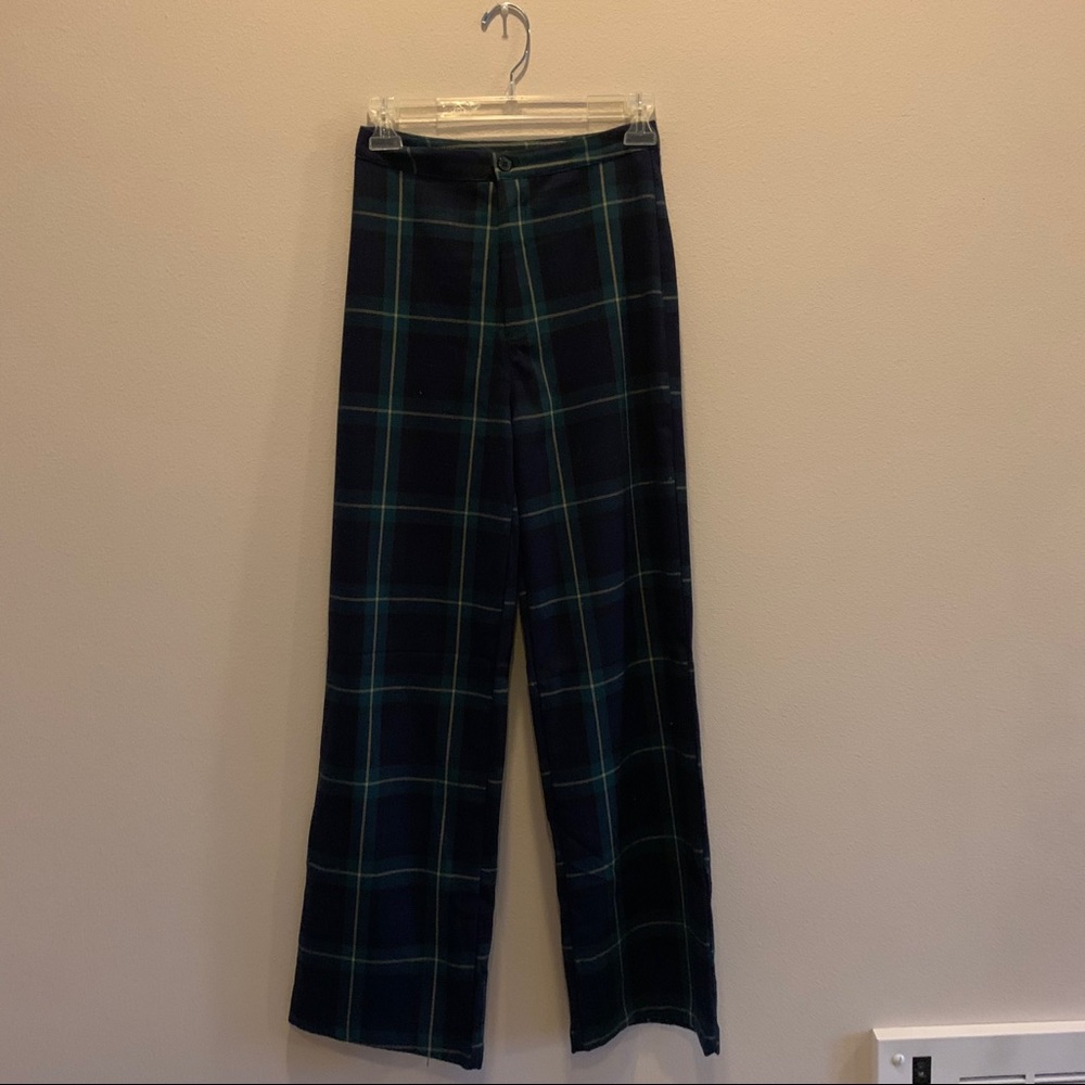 Brandy Melville Striped Pants - Picture 2 of 4